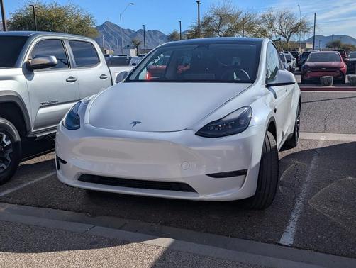 2023 Tesla Model Y Long Range Dual Motor All-Wheel Drive