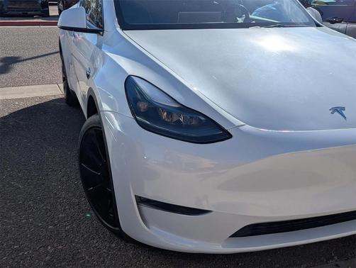2023 Tesla Model Y Long Range Dual Motor All-Wheel Drive