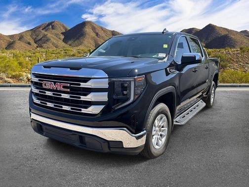 Onyx Black 2025 GMC Sierra 1500 SLE