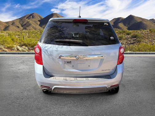 Silver Topaz Metallic 2015 Chevrolet Equinox 2LT