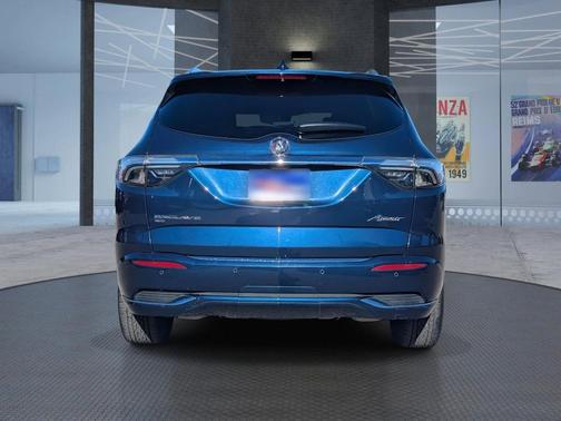 2022 Buick Enclave AWD Avenir