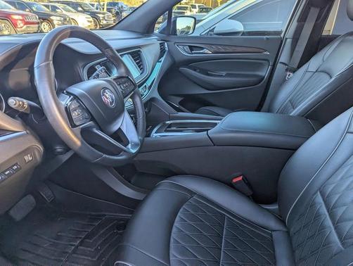2022 Buick Enclave AWD Avenir