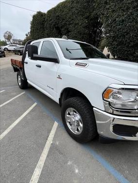 2022 RAM 3500 Tradesman Crew Cab 4x4 6'4' Box