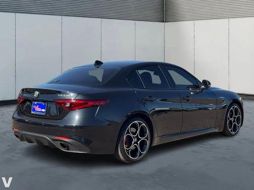 2022 Alfa Romeo Giulia Ti