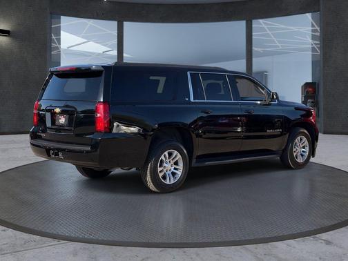 Black 2019 Chevrolet Suburban LT