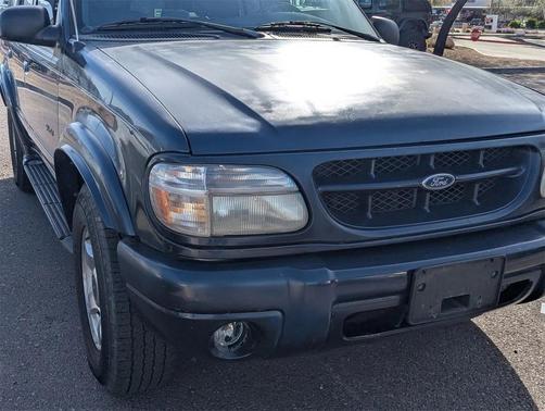 1999 Ford Explorer XLT