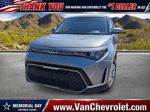 Gray 2023 Kia Soul LX