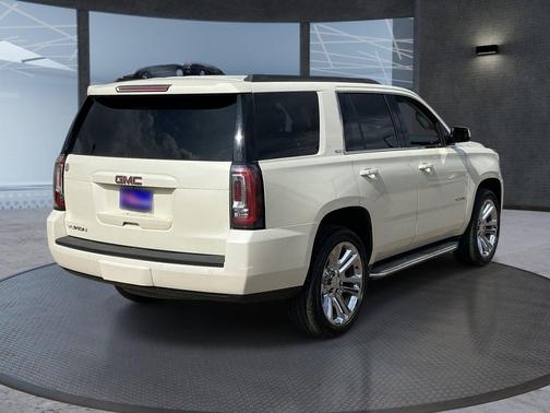 White Diamond Tricoat 2015 GMC Yukon SLT