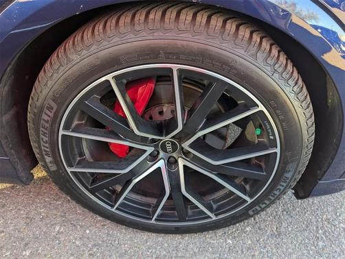 2021 Audi Q8 55 Prestige