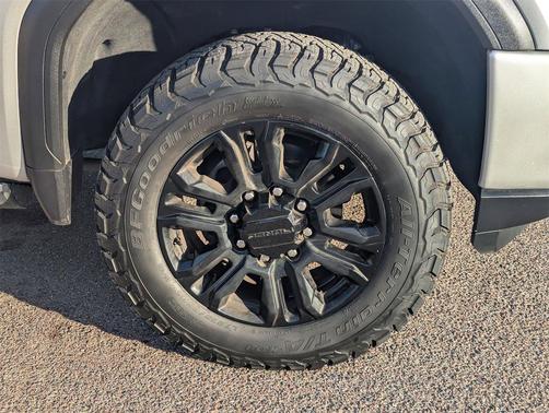 2023 GMC Sierra 2500 Denali