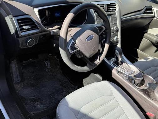 2014 Ford Fusion S