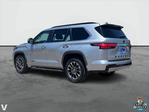 2023 Toyota Sequoia SR5