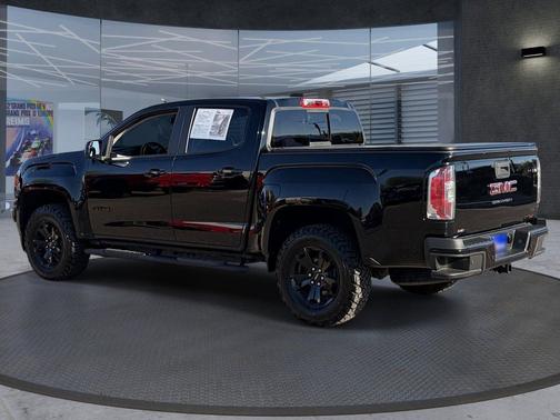 Onyx Black 2022 GMC Canyon AT4