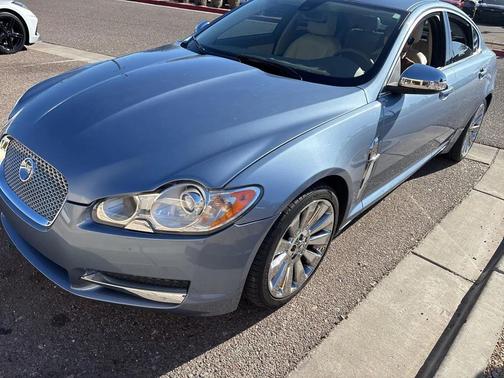 2009 Jaguar XF Premium Luxury