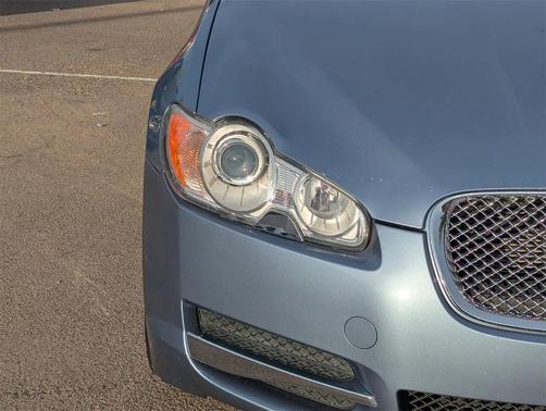 2009 Jaguar XF Premium Luxury