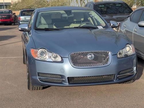 2009 Jaguar XF Premium Luxury