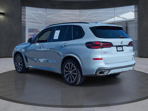2025 BMW X5 sDrive40i