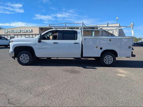 Summit White 2026 Chevrolet Silverado 2500 WT