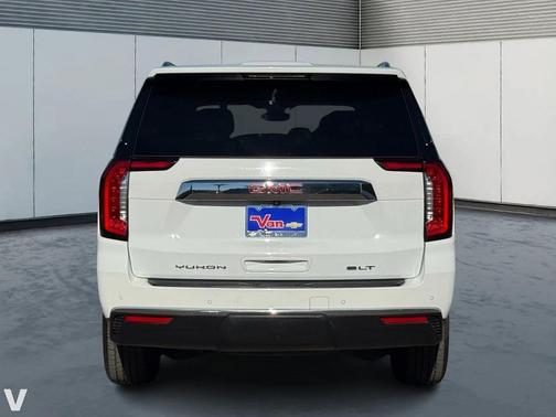 2022 GMC Yukon XL SLT