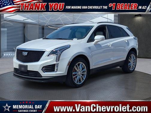Crystal White Tricoat 2022 Cadillac XT5 Sport