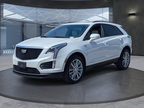 Crystal White Tricoat 2022 Cadillac XT5 Sport