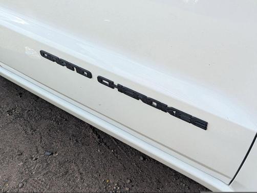 Bright White Clearcoat 2019 Jeep Grand Cherokee Altitude