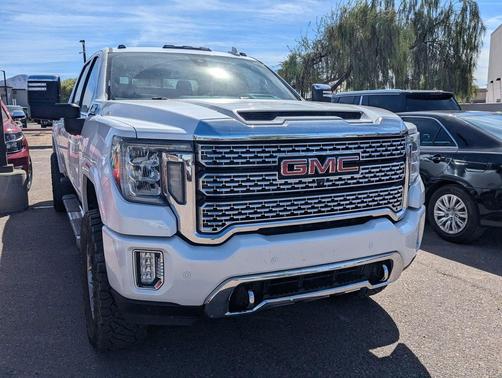 White Frost Tricoat 2020 GMC Sierra 3500 Denali