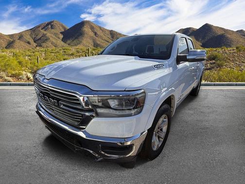 Bright White Clearcoat 2020 RAM 1500 Laramie