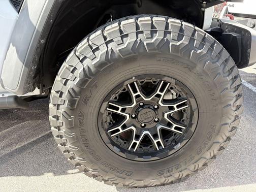Bright White Clearcoat 2022 Jeep Wrangler Unlimited Rubicon
