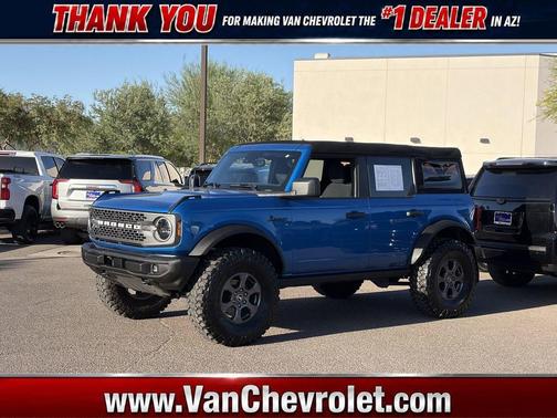Velocity Blue Metallic 2023 Ford Bronco Big Bend