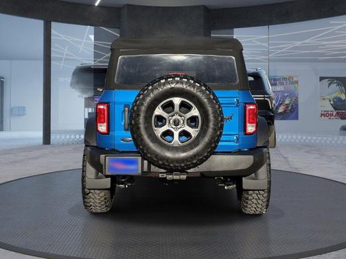 Velocity Blue Metallic 2023 Ford Bronco Big Bend