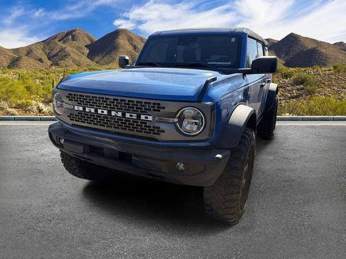 Velocity Blue Metallic 2023 Ford Bronco Big Bend