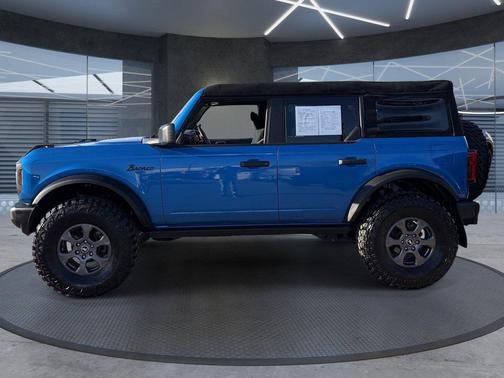 Velocity Blue Metallic 2023 Ford Bronco Big Bend