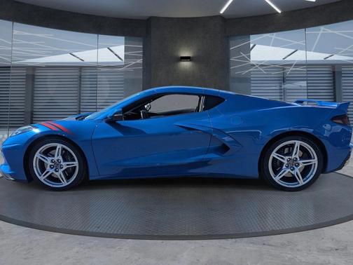 2021 Chevrolet Corvette Stingray w/2LT