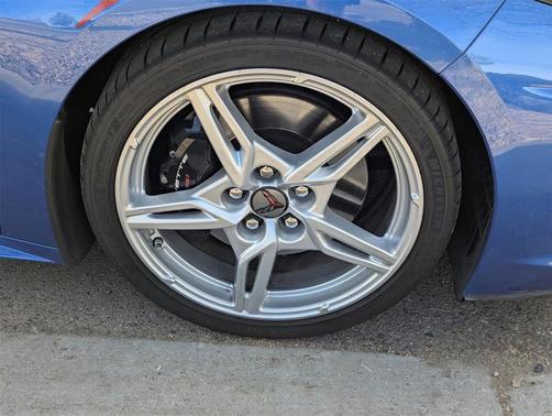 2021 Chevrolet Corvette Stingray w/2LT