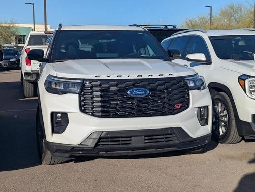 2025 Ford Explorer ST
