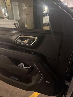 Summit White 2024 GMC Yukon XL 4WD AT4