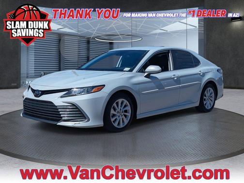 2022 Toyota Camry LE