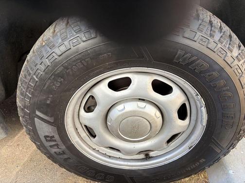 Ingot Silver Metallic 2016 Ford Expedition XL