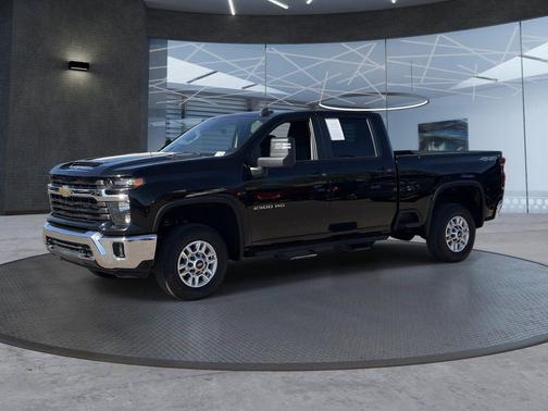 Black 2025 Chevrolet Silverado 2500 LT