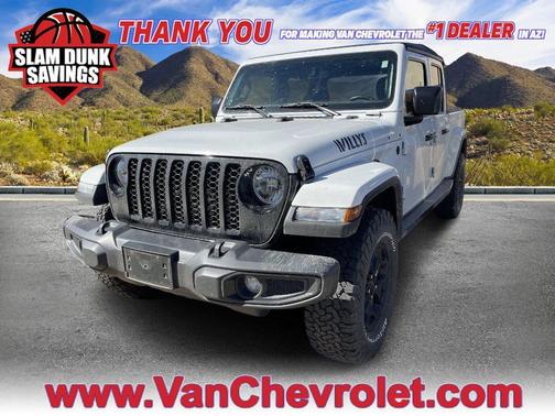 Bright White Clearcoat 2021 Jeep Gladiator Willys 4x4