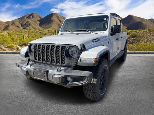 Bright White Clearcoat 2021 Jeep Gladiator Willys 4x4