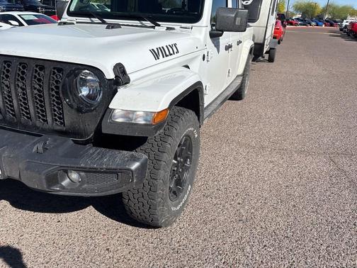 2021 Jeep Gladiator Willys 4x4
