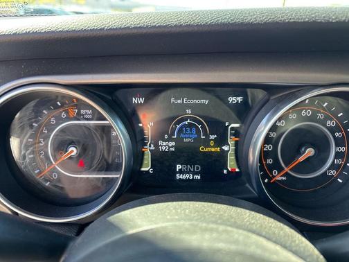 2021 Jeep Gladiator Willys 4x4