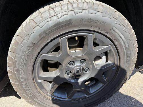 Crystal Black Pearl 2025 Honda Pilot TrailSport