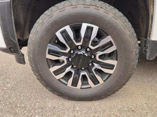 2024 GMC Sierra 2500 Denali Ultimate