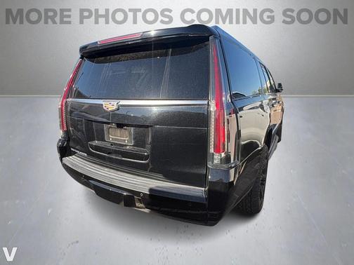 2017 Cadillac Escalade ESV Luxury