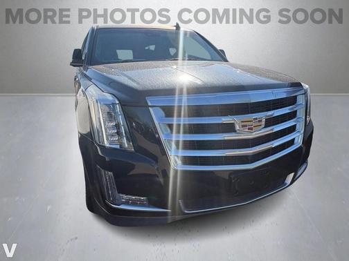2017 Cadillac Escalade ESV Luxury