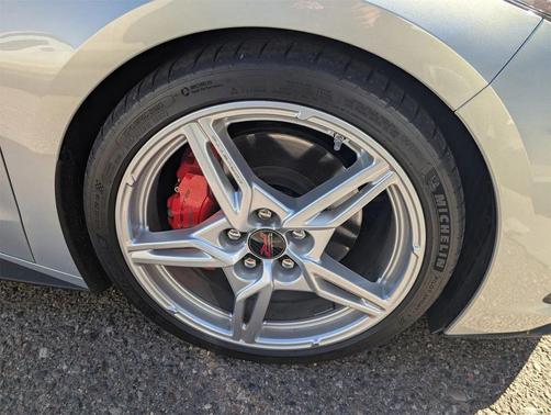 2022 Chevrolet Corvette Stingray w/2LT