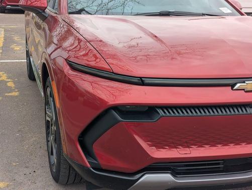 Radiant Red Tintcoat 2025 Chevrolet Equinox EV LT